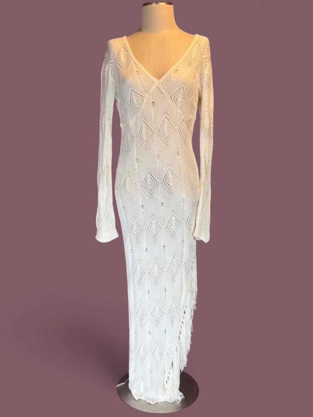 🤍12th Tribe White Long Sleeve V-neck Knit Maxi Dress w Fringe & Long Sleeves 🤍